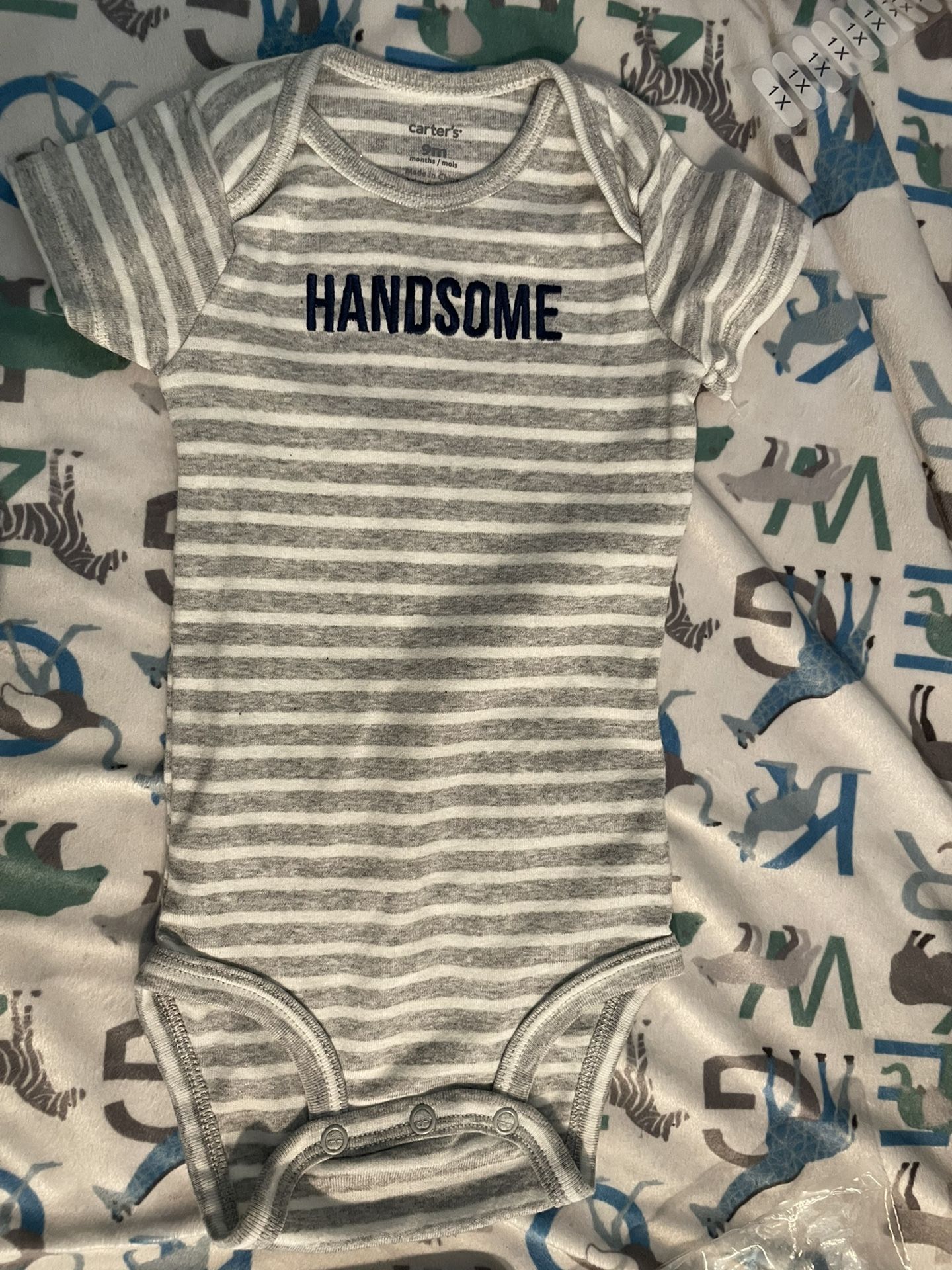Boys 9months 2 Bodysuits / Onesis New