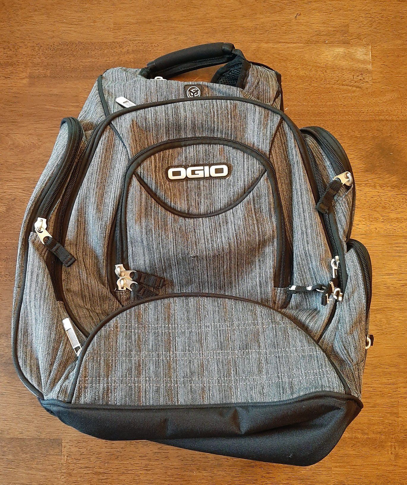 OGIO Metro laptop backpack - NEW