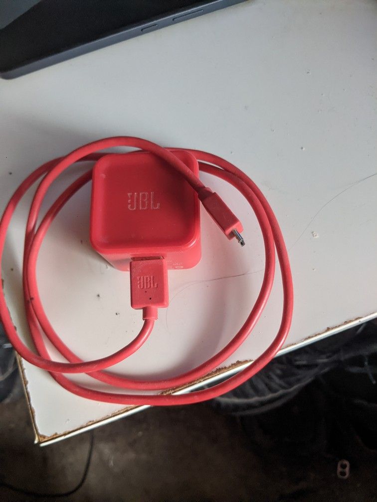 Original JBL Flip 4,3,2 Bluetooth Speaker Charger Used In Working Condition $40