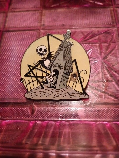 Collectible Disney Trading Pin For Sale.