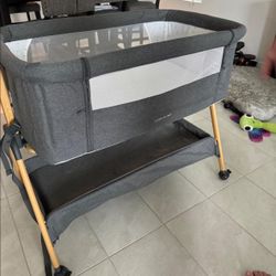 Bassinet 