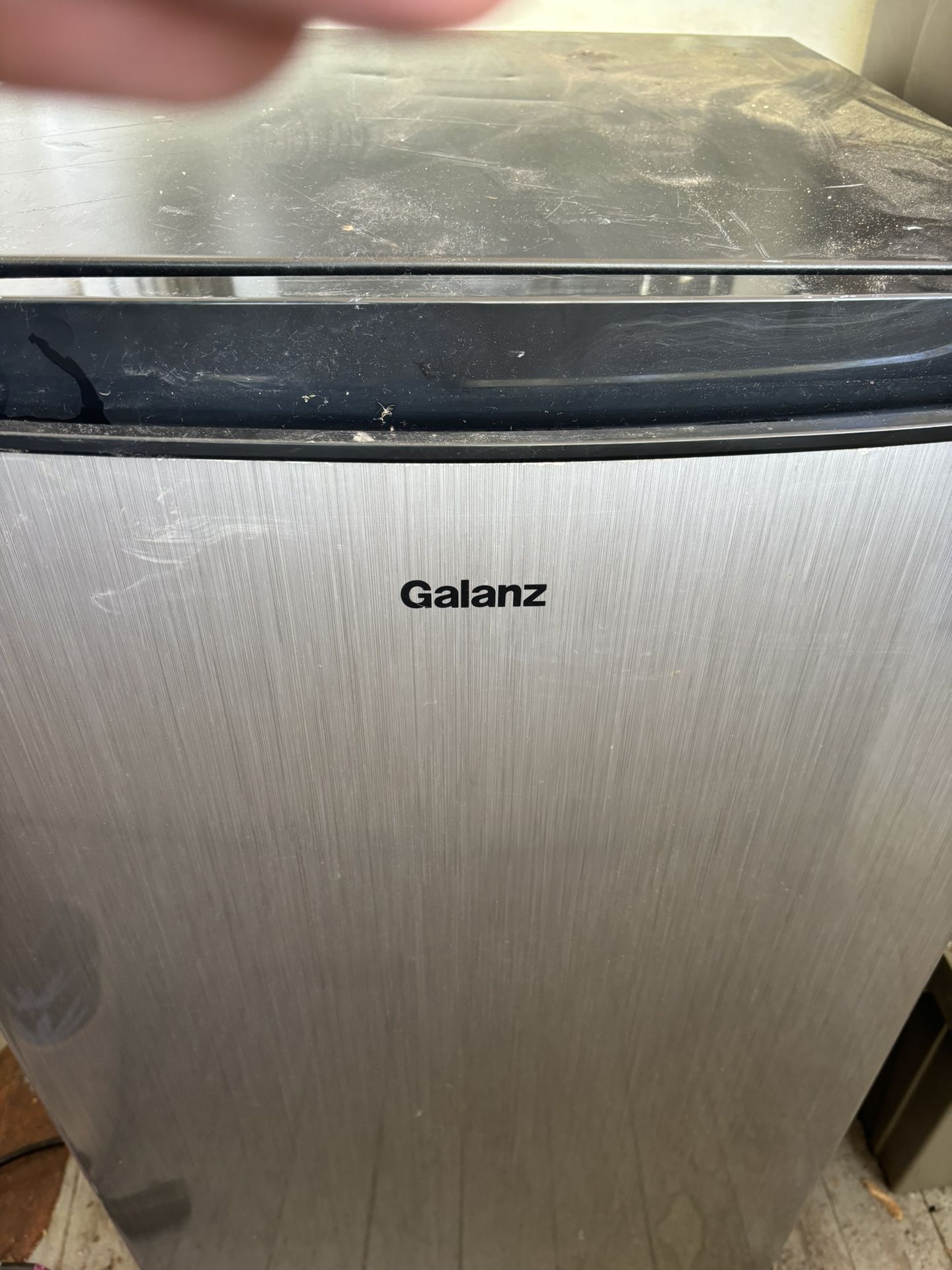 Mini Fridge For Sale ( Galanz)