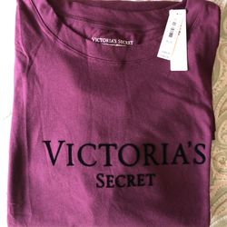 Victoria’s Secret sleep shirt, size M/L