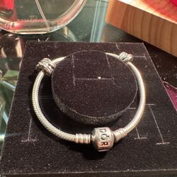 Pandora Bracelet With Two Clips
