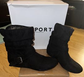 Women’s Boots; Size 7- $15(obo)