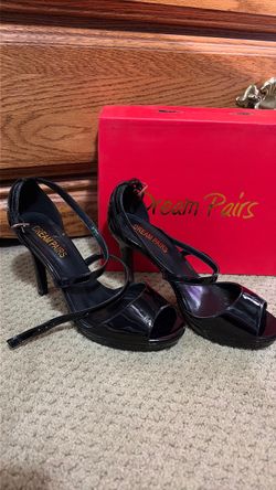Dream Pairs Black Patent Strappy Heels