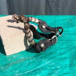 Spurs Beautiful Leather Straps / Silver Decor