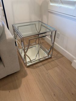Z Gallerie glass chrome contemporary end table mirror bottom excellent condition