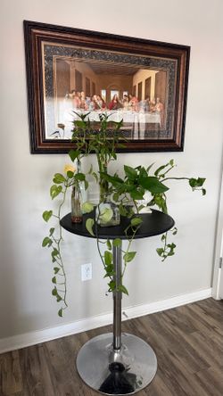 BAR TABLE