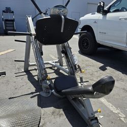 Hoist Hoist CF-3355 Linear Leg Press Commercial Gym Equipment Exercise Weight Machine