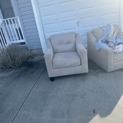 Set Of Sitting Chairs