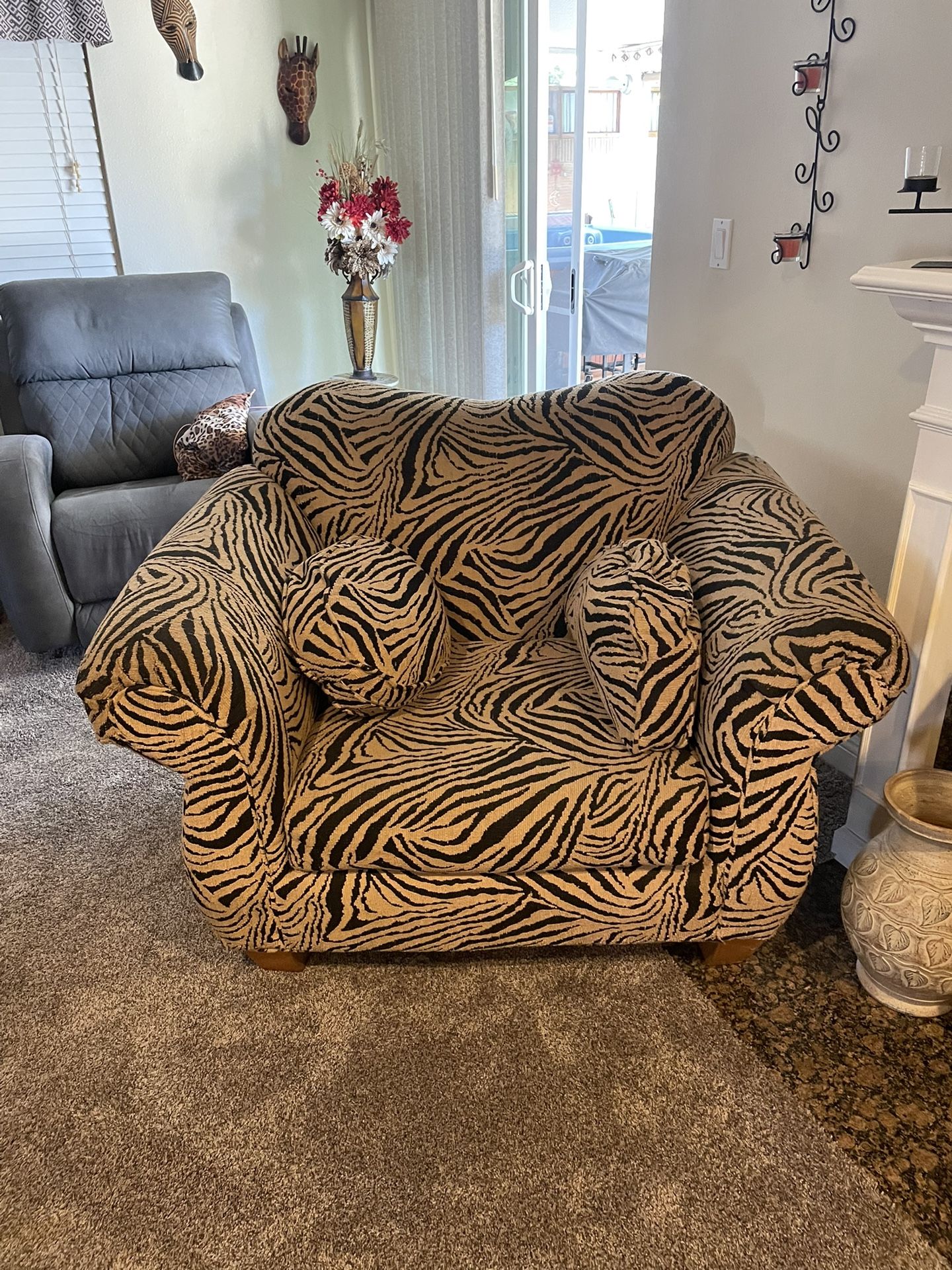 Large Chair With Ottoman