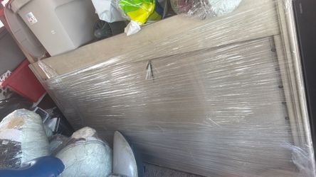King bed fir free good condition