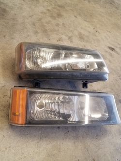 03-06 Silverado Passenger Headlights