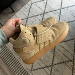 Adidas Tubular Invader Strap Wheat