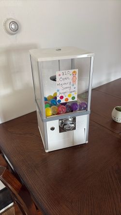 Capsul Toy Vending Machine/gumball Vending Machine