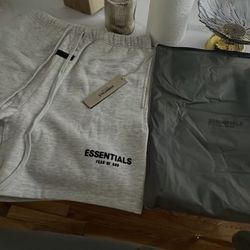 Essentials Fear Of God Light Oatmeal Shorts Size M