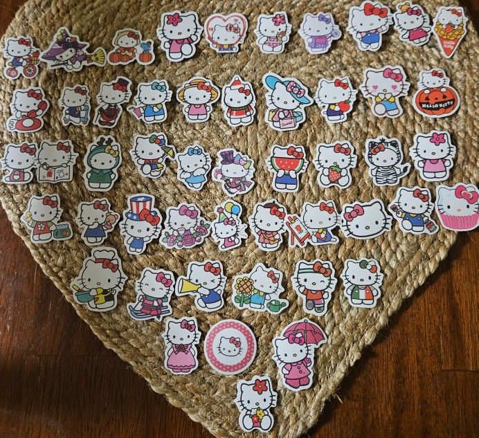50 Hello Kitty stickers