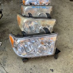 2007 2013 Toyota Tundra Passenger Right Headlight