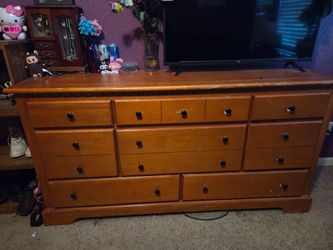 Free dresser