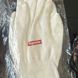 Supreme Gloves Beanie And Waist Pouch