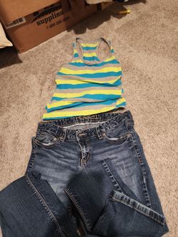 Combo Rue 21 tank M and jeans 5/6