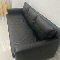 90-inch Black Leather Pull Out Sofa