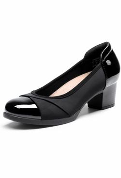 Women’s Black shoes size 11