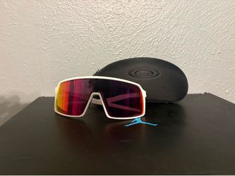 Oakley Sutro Lite