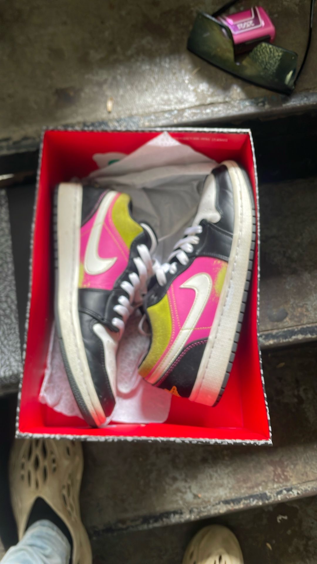 Jordan 1 Low Spray Paint