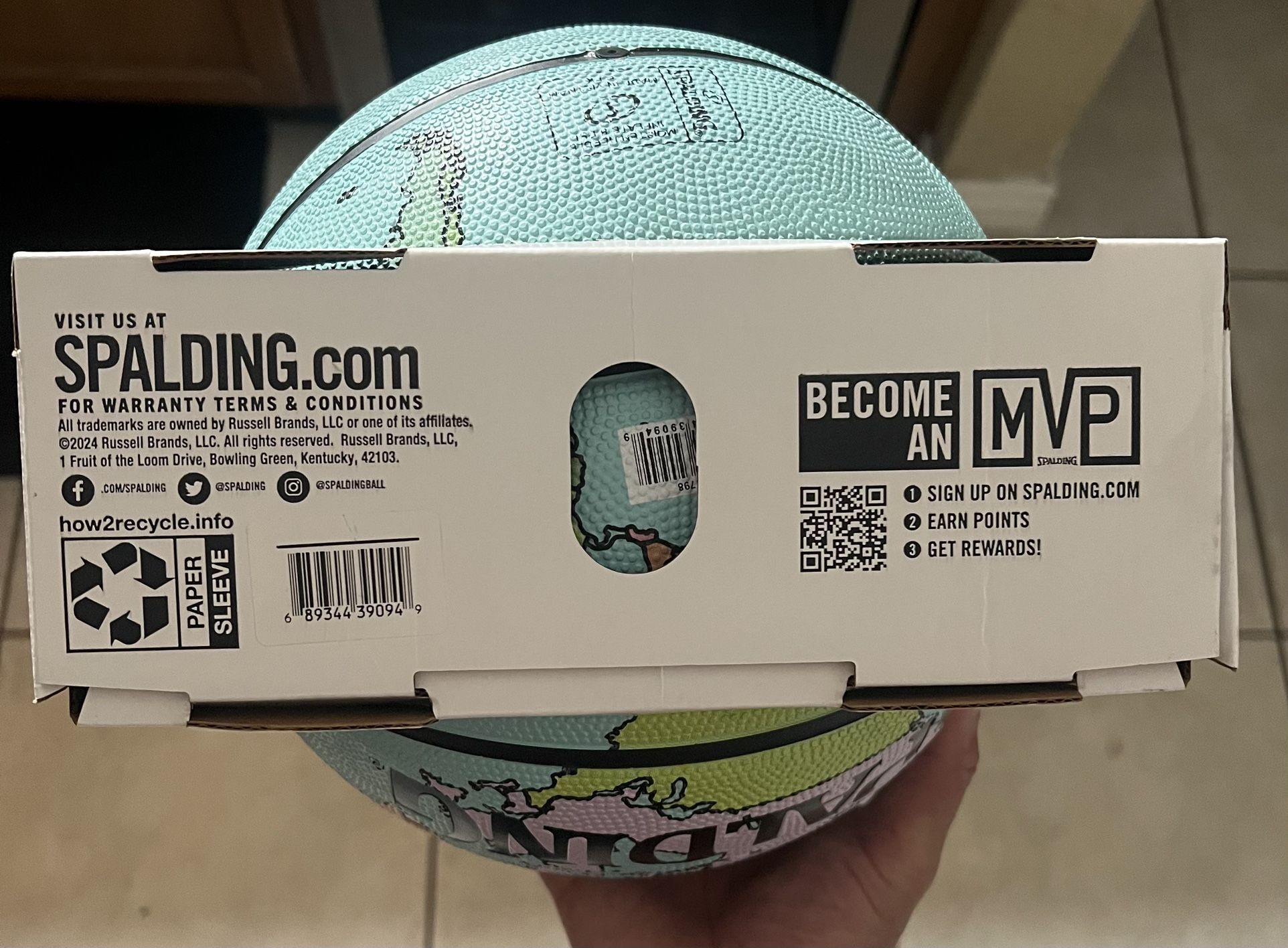 Brand New Spalding Indoor/Outdoor Globe Basketball