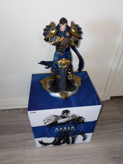 Garen Unlocked Statue – Official Riot Games League of Legends