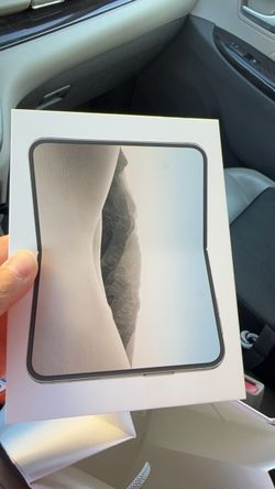 iPhone duo 1TB  White sealed box,unlocked