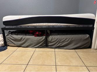 Twin frame