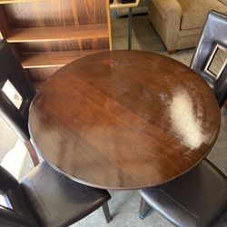 Dining Table With 4 Chairs And 4 Covers