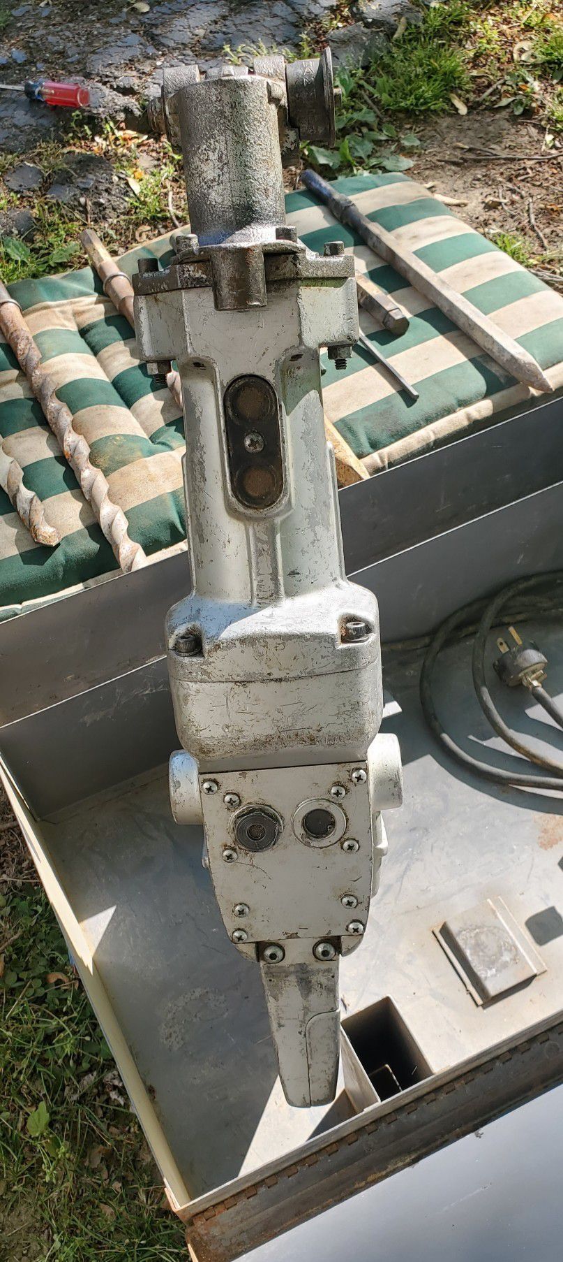 Skill Heavy Duty Roto Hammer Mdl. 736