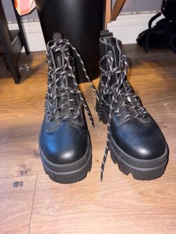 UGG lace-up lug-sole combat boots (black leather)