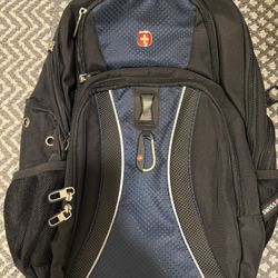 SwissGear Airflow ScanSmart  Backpack With Padded Laptop/Tablet & Pockets