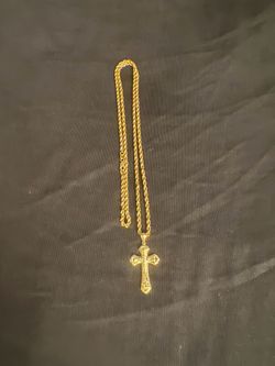 14 k gold rope chain and pendant set 6 grams