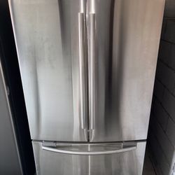 Samsung Stainless Steel Refrigerator And Freezer
