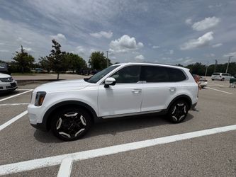 2023 KIA Telluride