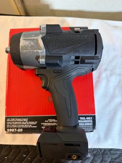 Milwaukee M18 FUEL 18V Lithium-Ion Brushless Cordless 1/2 in. Impact Wrench with Friction Ring (Tool-Only)