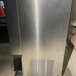 Manitowoc Over Counter Ice Machine