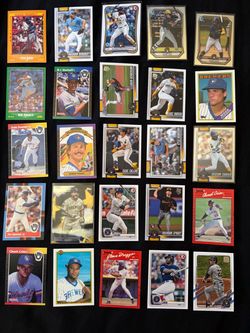 Milwaukee Brewers Baseball Card Lot – Chourio, Yelich, Yount – 25 Cards