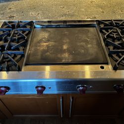 Wolf Gas Cooktop With Griddle 