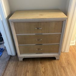 Full Bed Frame/ Dresser/ Nightstand 