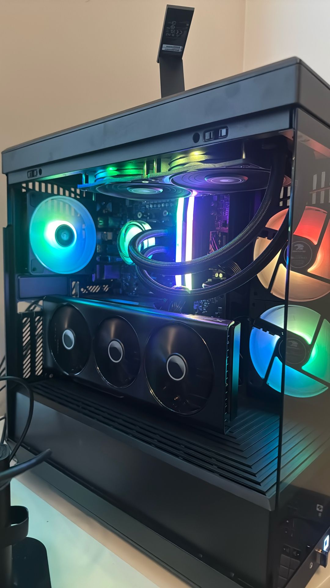 High End Gaming PC - 9800x3D 7800XT 32GB DDR5