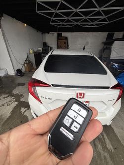 Llaves de autos / car keys and remotes