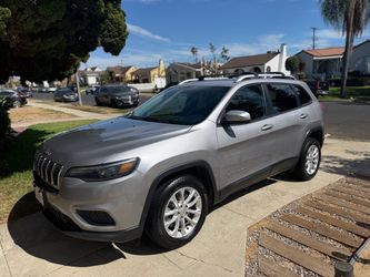 2020 Jeep Cherokee Latitude FWD | 87K Miles | Clean Title | $15,000
