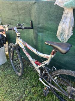 Mongoose element